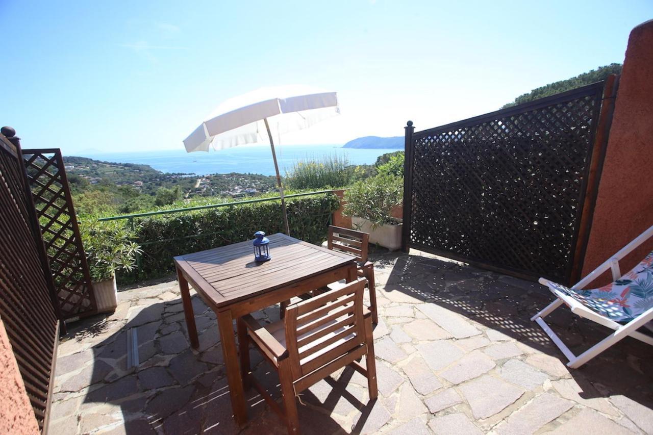 Ca' La Stella Sea-View Apartments Porto Azzurro Extérieur photo