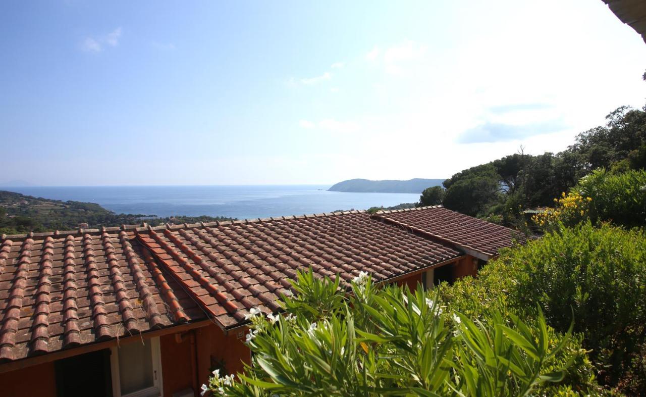 Ca' La Stella Sea-View Apartments Porto Azzurro Extérieur photo